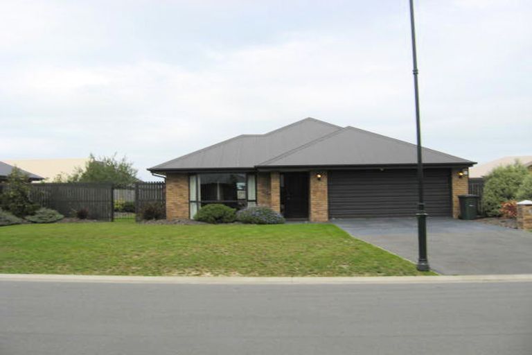 Photo of property in 43 Othello Drive, Rolleston, 7614
