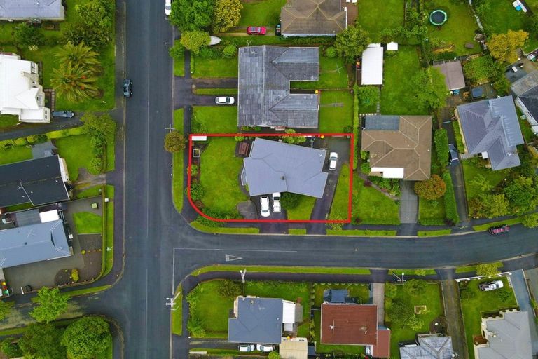 Photo of property in 24 Charles Crescent, Beerescourt, Hamilton, 3200