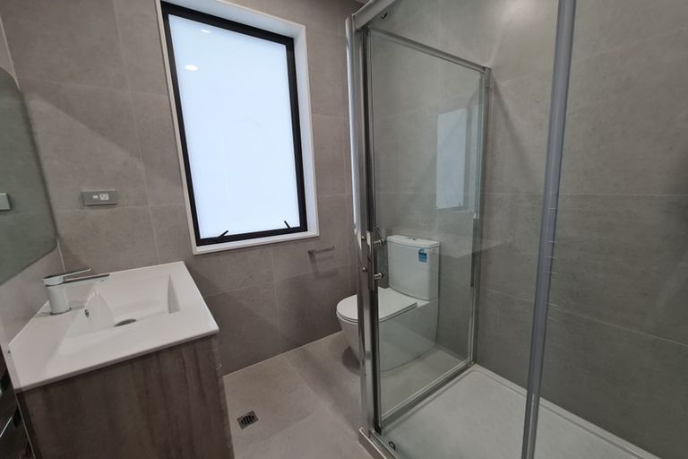 Photo of property in 9a Becroft Drive, Forrest Hill, Auckland, 0620