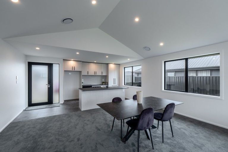 Photo of property in 99 Hoffman Court, Waikiwi, Invercargill, 9810
