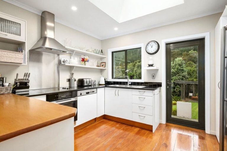 Photo of property in 29 Thornicroft Road, Waitati, 9085