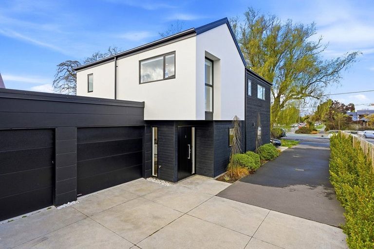 Photo of property in 2/233 Edgeware Road, Edgeware, Christchurch, 8013