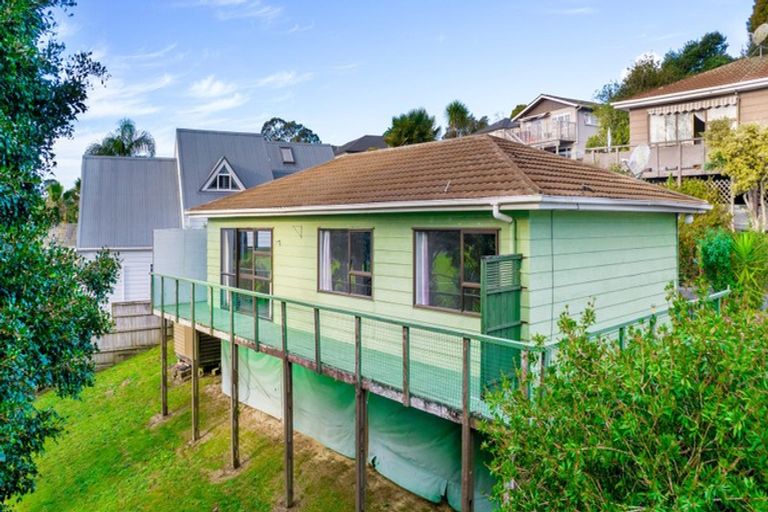 Photo of property in 1/41 Glencoe Road, Browns Bay, Auckland, 0630