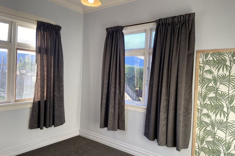 Photo of property in 186 Bay View Road, South Dunedin, Dunedin, 9012