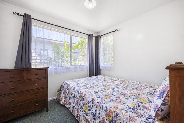 Photo of property in 1/541 Swanson Road, Ranui, Auckland, 0612