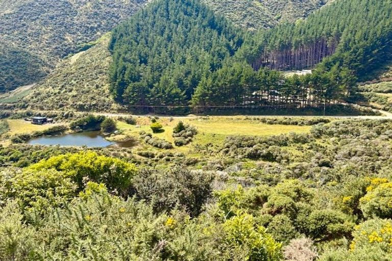 Photo of property in Long Gully Farm, 338 Southernthread Road, Brooklyn, Wellington, 6021