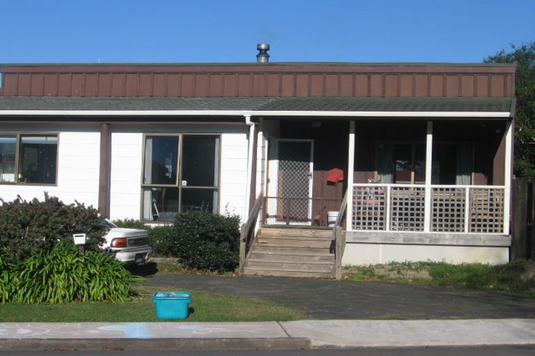 Photo of property in 57 Bellfield Road, Opaheke, Papakura, 2113