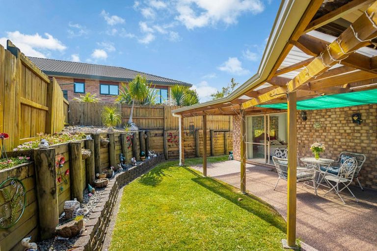 Photo of property in 29 Hercules Drive, Henderson, Auckland, 0612