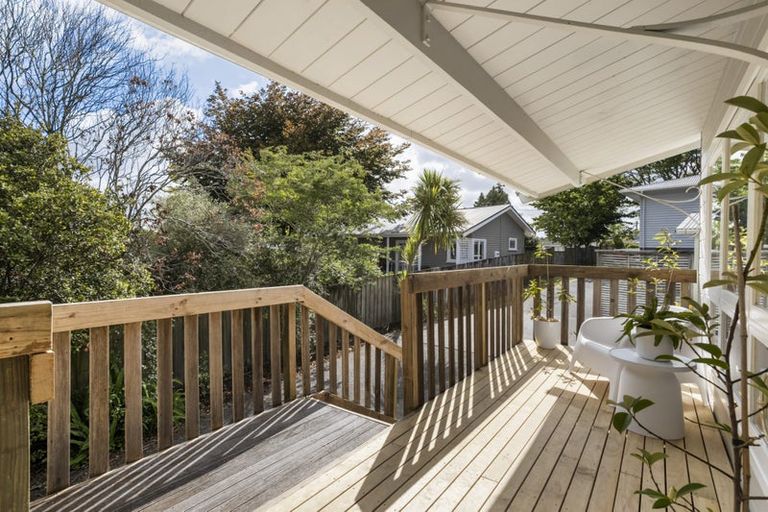 Photo of property in 2/40 Salisbury Road, Birkdale, Auckland, 0626