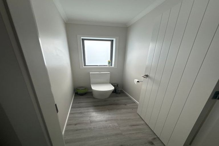 Photo of property in 4 Edenmore Terrace, Fitzherbert, Palmerston North, 4410