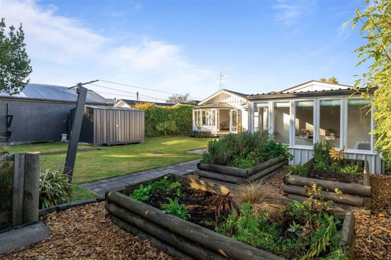 Photo of property in 99 Knowles Street, St Albans, Christchurch, 8052