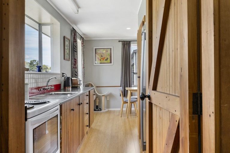 Photo of property in 9 Hodgson Street, Wakefield, 7025