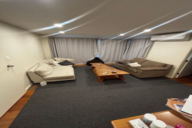 Photo of property in 23 Camden Street, Redwood, Christchurch, 8051