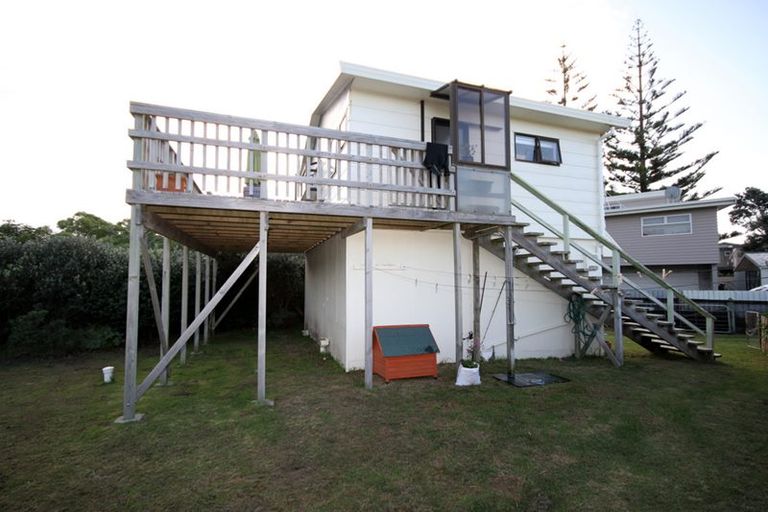 Photo of property in 266b Seaforth Road, Waihi Beach, 3611