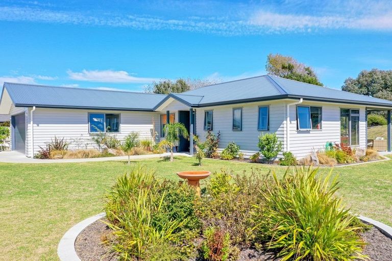 Photo of property in 45 Dawn Parade, Coastlands, Whakatane, 3120