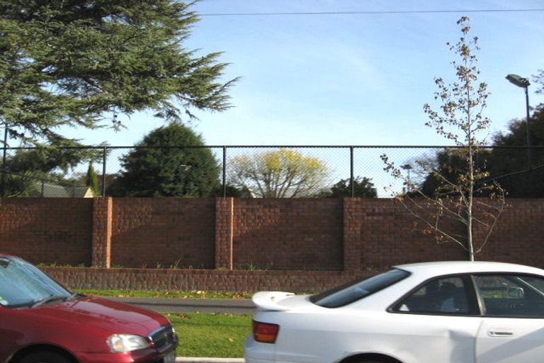 Photo of property in 37a Hamilton Avenue, Ilam, Christchurch, 8041