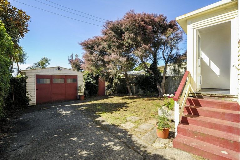 Photo of property in 29 State Avenue, Onehunga, Auckland, 1061
