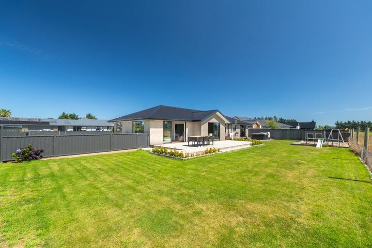 Photo of property in 28 Lindsay Way, Grasmere, Invercargill, 9810