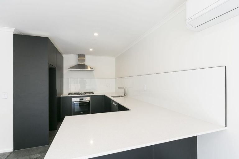 Photo of property in 48 Rangiora Avenue, Kaiwharawhara, Wellington, 6035