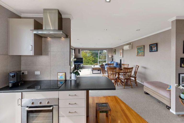 Photo of property in 27 Wairere Road, Bastia Hill, Whanganui, 4500