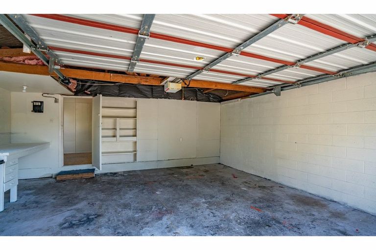 Photo of property in 51a Glenharrow Avenue, Avonhead, Christchurch, 8042