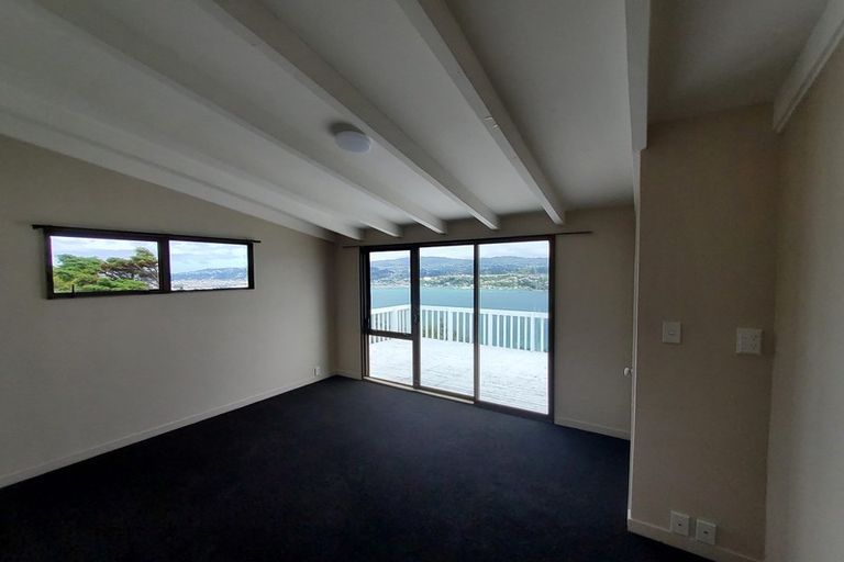 Photo of property in 27 Kaikoura Street, Maupuia, Wellington, 6022