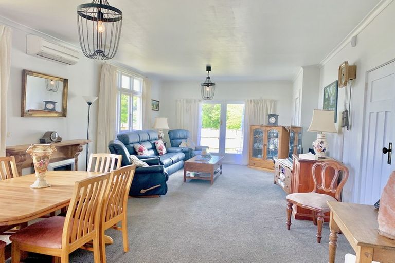 Photo of property in 27 Haybittle Street, Feilding, 4702