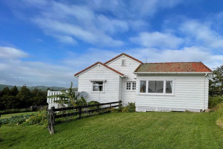 Photo of property in 237 Pahi Road, Pahi, Paparoa, 0571