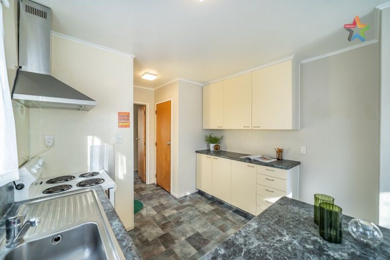 Photo of property in 10a Elizabeth Street, Moera, Lower Hutt, 5010