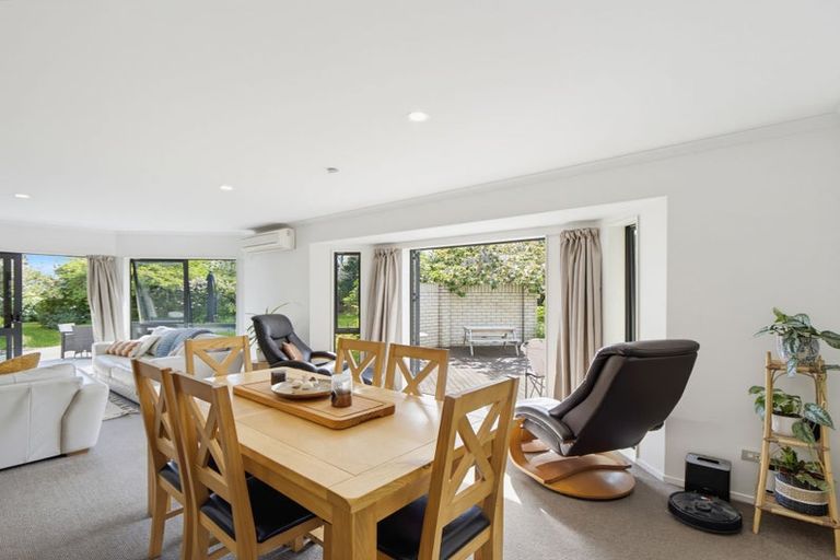 Photo of property in 5 Newton Place, Amberley, 7410