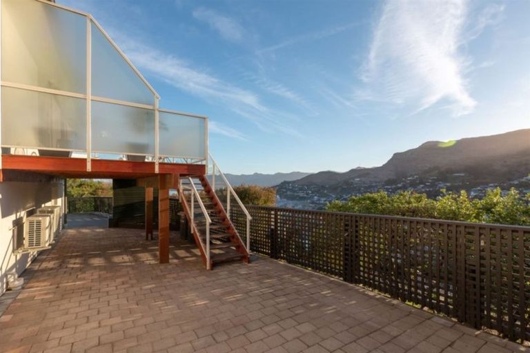 Photo of property in 1 Foster Terrace, Lyttelton, 8082