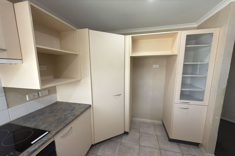 Photo of property in 70 Sheriff Place, Randwick Park, Auckland, 2105