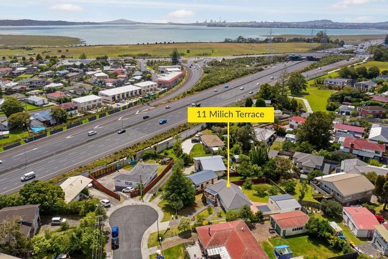 Photo of property in 11 Milich Terrace, Te Atatu South, Auckland, 0610
