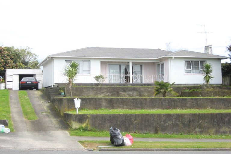 Photo of property in 166 Brooklands Road, Vogeltown, New Plymouth, 4310