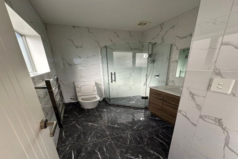 Photo of property in 68 Craigs Way, Hobsonville, Auckland, 0616