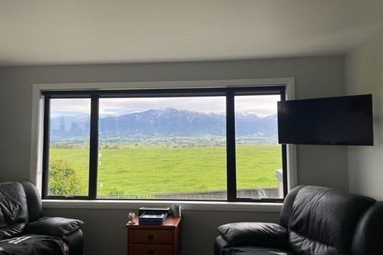 Photo of property in 33 Shearwater Drive, Kaikoura, 7300