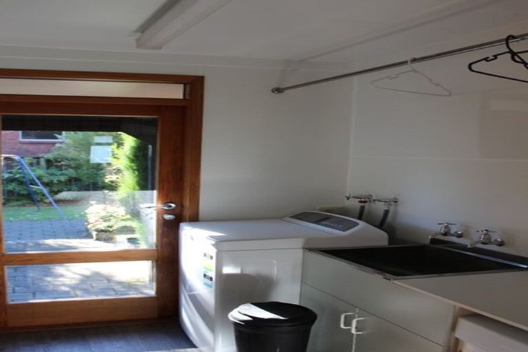 Photo of property in 8c Elliffe Place, Shiel Hill, Dunedin, 9013