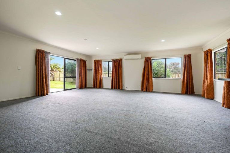 Photo of property in 14 Corsair Place, Melville, Hamilton, 3206