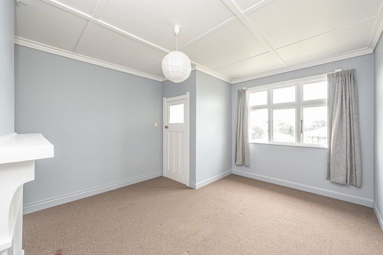 Photo of property in 34 Aotea Street, Castlecliff, Whanganui, 4501