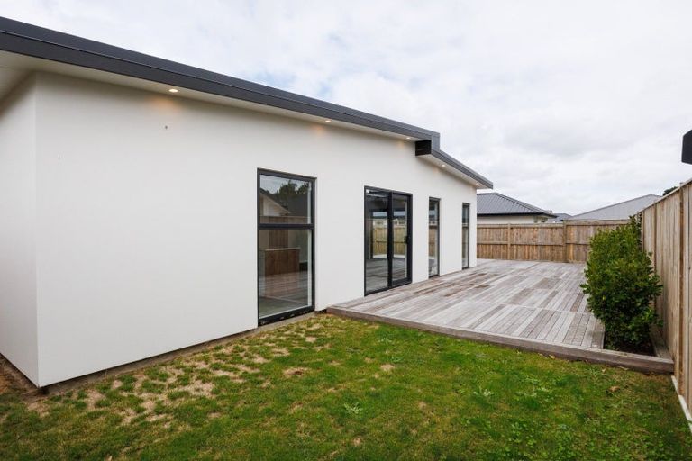 Photo of property in 61 Freedom Drive, Kelvin Grove, Palmerston North, 4414