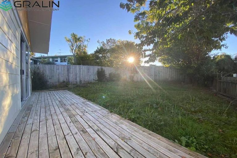 Photo of property in 11 Dundas Place, Henderson, Auckland, 0612