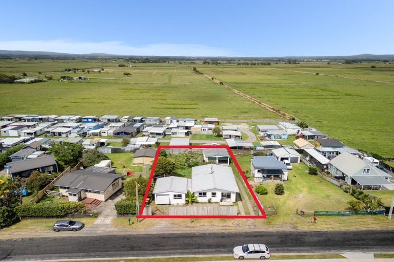 Photo of property in 16 Costello Crescent, Pukehina, Te Puke, 3189
