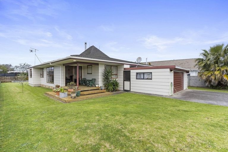 Photo of property in 7 Tudor Place, Mount Maunganui, 3116