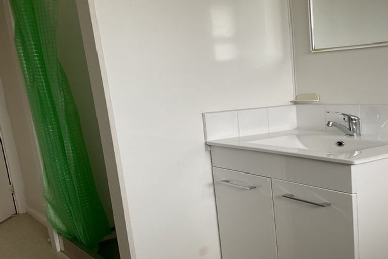 Photo of property in 1/12 Euston Street, Riccarton, Christchurch, 8041