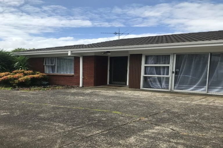 Photo of property in 1/18 Tatariki Street, Rosehill, Papakura, 2113