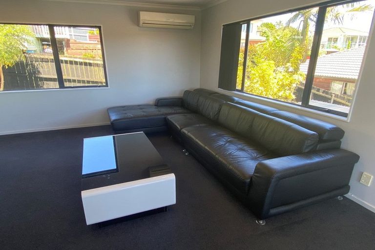 Photo of property in 29 Chadlington Avenue, Henderson, Auckland, 0612