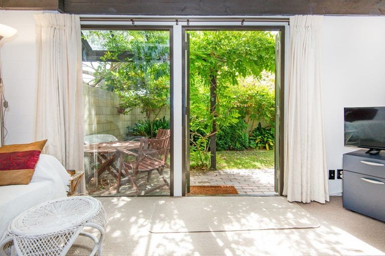 Photo of property in 4/509 Fitzroy Avenue, Hastings, 4122