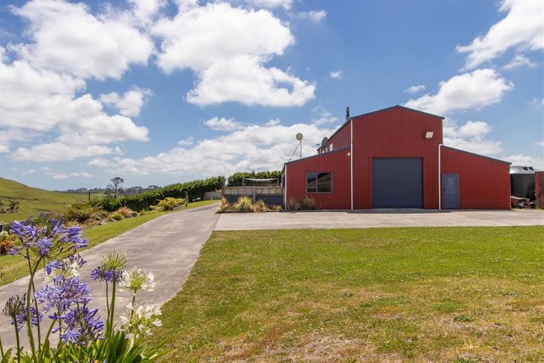 Photo of property in 98 Lincoln Road, Inglewood, 4389