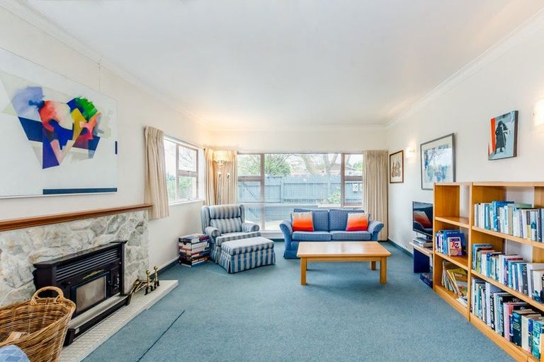 Photo of property in 38 Alexander Road, Raumati Beach, Paraparaumu, 5032