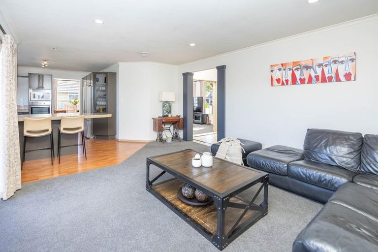 Photo of property in 11 Gavin Heights, Rototuna, Hamilton, 3210